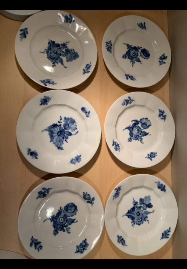 Riyal Copenhagen Blå Blomst 2. sortering